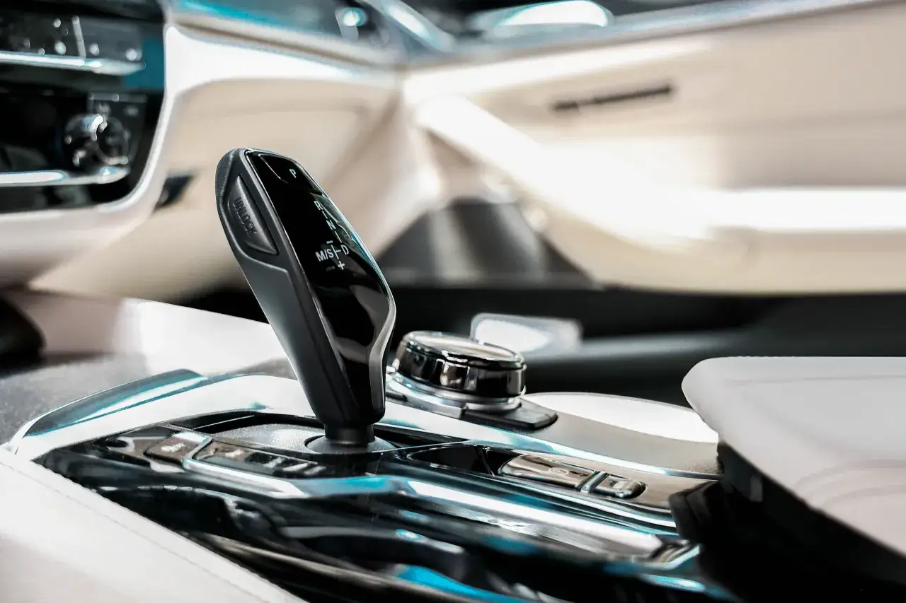 Zdjęcie Co ile wymiana oleju w skrzyni automatycznej Audi, aby uniknąć awarii?